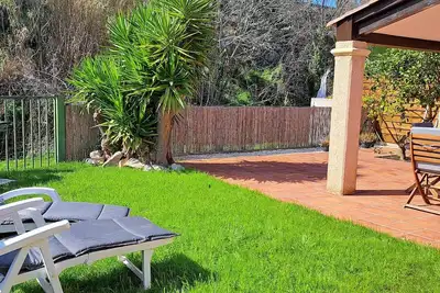 Image de Ste Maxime, Mazet Calme, 4 Couchages, Piscine Dans Résid. Proche Aire de Loisir.