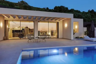 Image de Althea Suite   A Lavish Seaview Suite