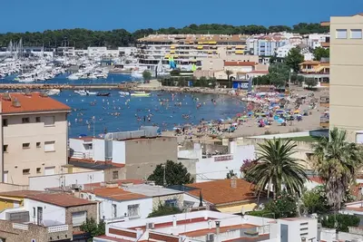 Image de Apto con vistas a la bahía, piscine, wifi, parking
