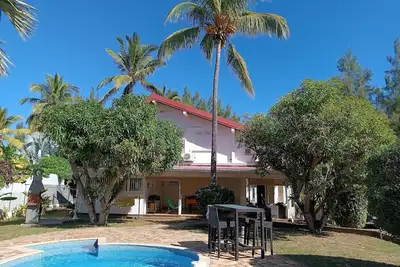 Image de Villa cosy avec piscine et grand jardin exotique Ă 2 pas du lagon