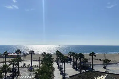 Image de Canet plage face à la mer 2 à 6 pers avec parking