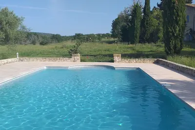 Image de Gîte bien-être & Nature avec piscine\nEco-responsable et harmonisé