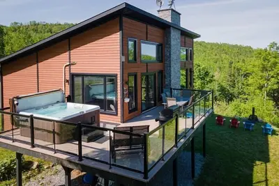Image de HĂ´tel Ă la maison - L'Archibald, spa et montagne!