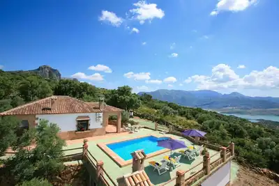 Image de Los Milagros - Deux Chambres Villa, Couchages 4
