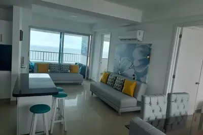 Image de 2p1-Al3 Apartamento con BalcĂłn Frente al Mar con Aire Acondicionado y Wifi