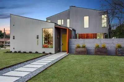 Image de Modern Luxurious Midway Hollow | Driem House