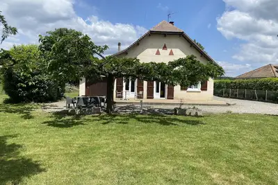 Image de entre océan et Pyrénées maison avec grand jardin arboré