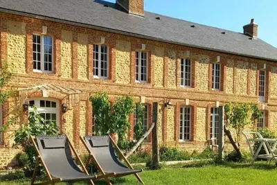 Image de Gîte de charme dans clos masure! proche de Fécamp Étretat Veules Les Roses