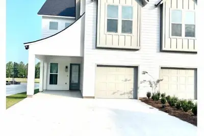 Image de Cozy Modern town home near Lsu!