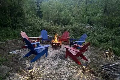 Image de Gorgeous Mountain Views, Dog Friendly, Huge Deck