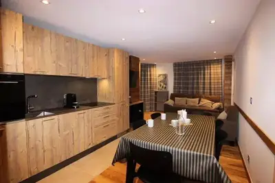 Image de Luxus-Wohnung komplett renoviert von Architekten