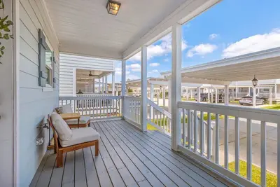 Image de Relaxing 3 Br Townhouse Near Downtown, Lake & Casinos!