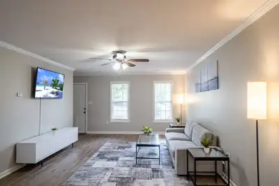 Image de Lake Norman Townhome 2 Master BRs + Parking