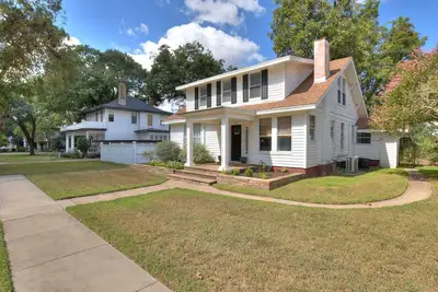 Image de The Retreat on Mills Street-Downtown Smithville