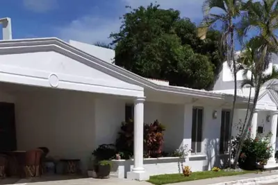 Image de Private Vacation House Gated Entrance in El cid