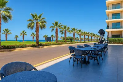 Image de Détendez-vous avec style aux chalets Porto Said en bord de mer