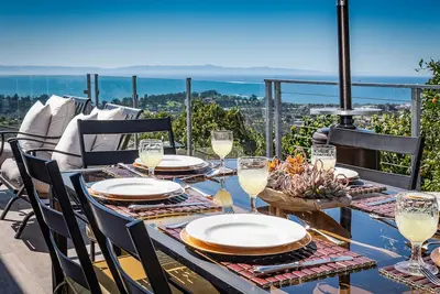 Image de Ocean Views from Every Room