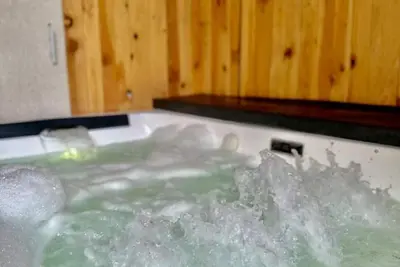 Image de Le Droit Jacuzzi, terrasse et calme