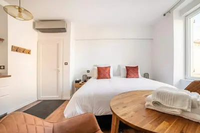 Image de Parenthèse, Cocon Haut de Gamme Avec Jacuzzi