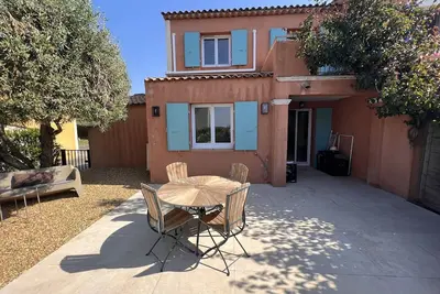 Image de Maison rénovée avec jardin et climatisation, proche vignes