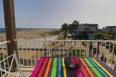 Image de Charmant 2 Pièces avec Terrasse et Parking à Sète