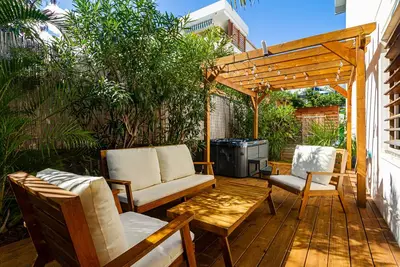 Image de Jungle - Bel Apt rénové avec Spa à Mont Roquefeuil