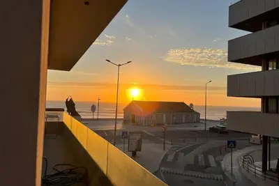 Image de Studio by the Ocean