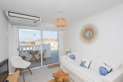 Image de Sea Views Private Terrace 2br House near the Beach