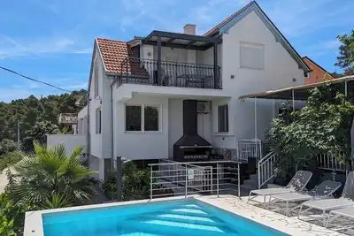 Image de Villa Rosa Ciovo \/ Pool \/ 120m zum Strand \/ 2 Apartments