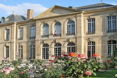 Image de The Most Sophisticated Address In St Germain Facing Musee Rodin-Rue De Varenne