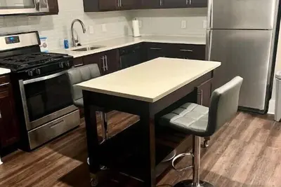 Image de Buckhead home away from home\n