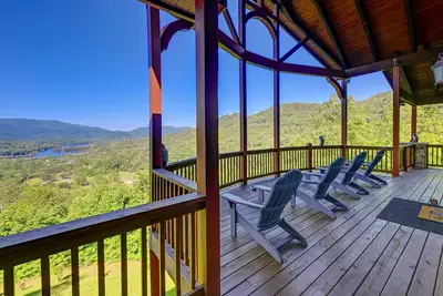 Image de Hiawassee Vacation Rental: 1 Mi to Lake Chatuge!