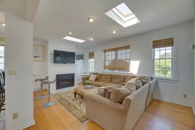 Image de Lovely Apartment in Long Beach: 3 Blocks to Ocean!