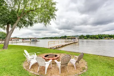 Image de Hot Tub & Dock: Lakefront Mabank Home