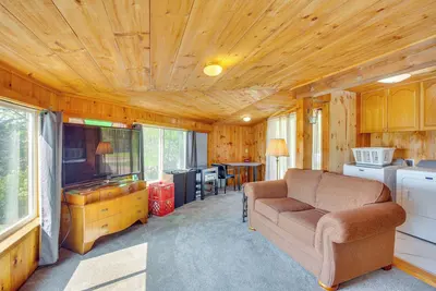 Image de Lakeview Maine Retreat w/ Fire Pit, Grill & Canoe