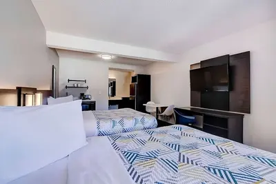 Image de 4 Large Units! Pets Allowed, Near Flaming Gorge National Recreation Area