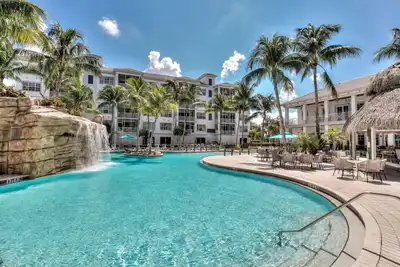 Image de Bonita Village #1304 - Living the Dream!