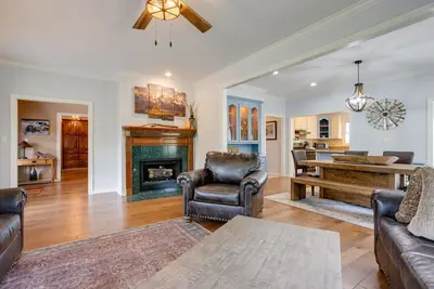 Image de Home in Cimarron National Golf Club w\/ Hot Tub!