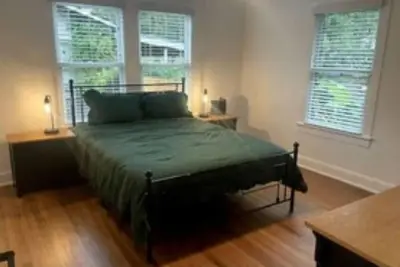 Image de Luxurious 3 Br home in central Atx w/ huge patio