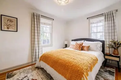 Image de Location! ! ! Newly Renovated - Walk to Inman Park