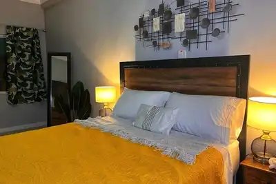 Image de Tranquil 2 beds 2. 5 bath nestled in a Beautiful Neighborhood. .