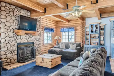 Image de Mountain Retreat | Fast Internet | Full Kitchen