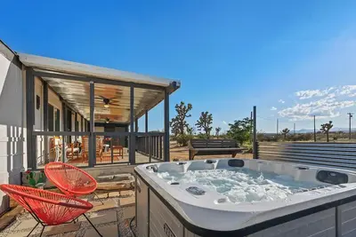 Image de Sunsets & Stars, Desert Oasis, Pet Friendly, Hot Tub, Firepit, Covered Porch