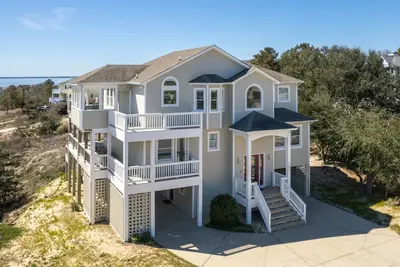 Image de Breezy Banks: New Private Pool, Hot Tub, Community Amenities (Pickleball)