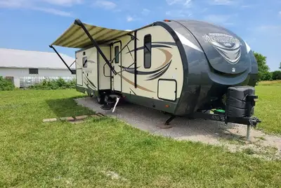 Image de Country Living on 32 Acre Farm