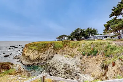 Image de Oceanfront home steps to the beach with impressive ocean & cove views & deck