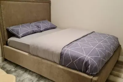 Image de Creekwood Luxury 1 Bed Lower Level Suite