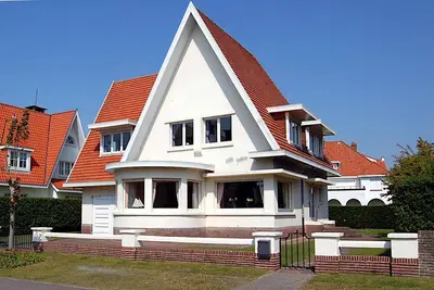 Image de Valerie V spacieuse villa à De Haan avec sauna