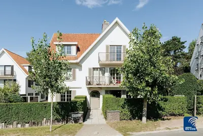 Image de Appartement à De Haan avec terrasse et jardin