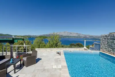 Image de Mediteranea traditional stone house with pool, Bbq and beautiful sea view